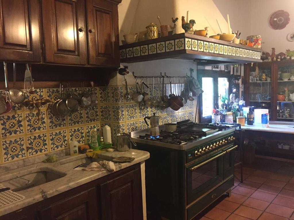Centro Trekking A Cavallo Monte Brugiana Guest House Massa  Bagian luar foto